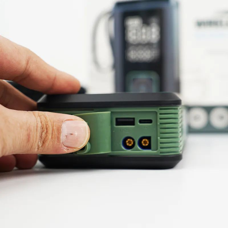Cepini Cp-11 8000mAh Takviye Fener Pompa Powerbank